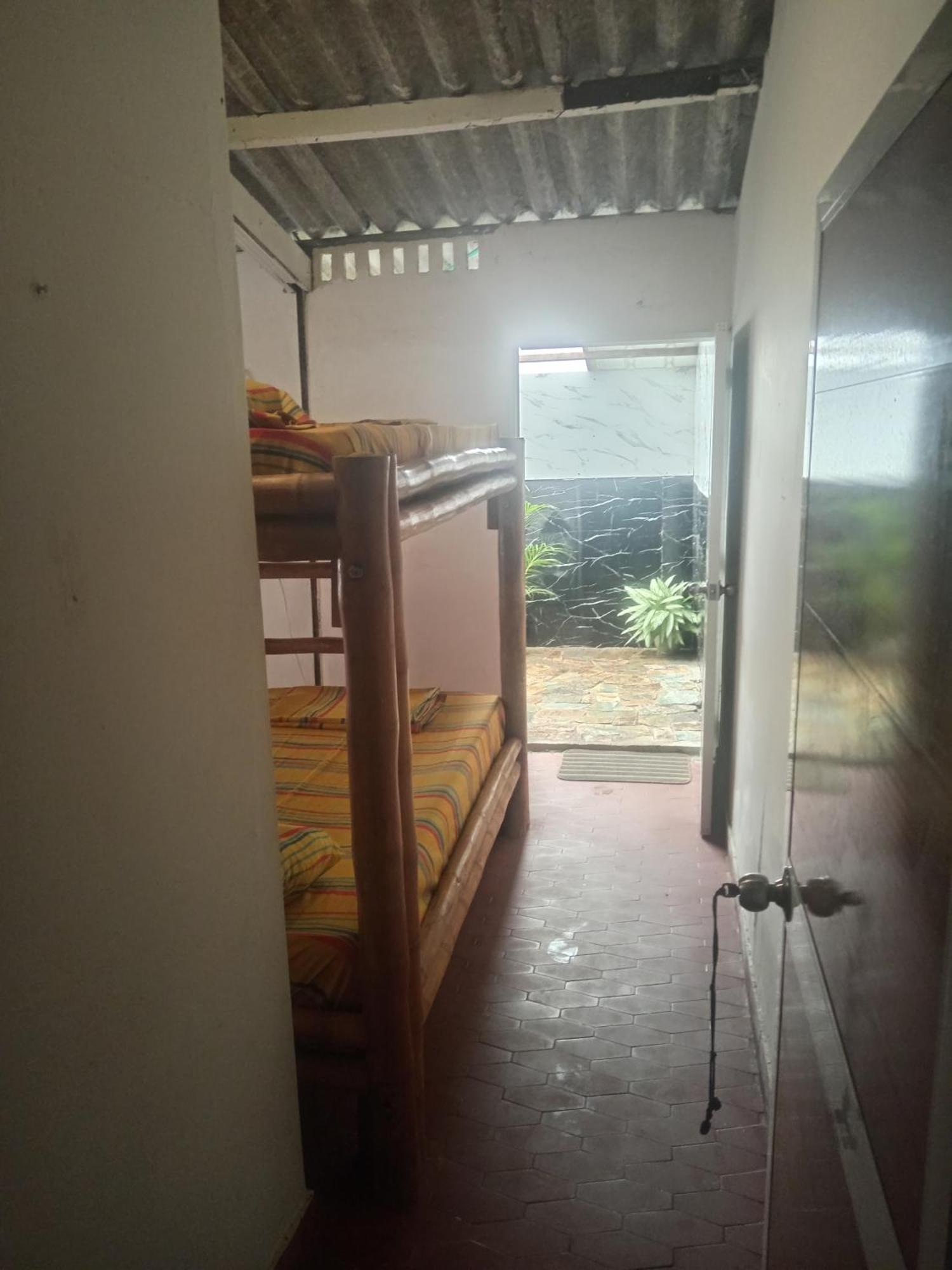 Los Cocos Hostal Bazan Exterior photo